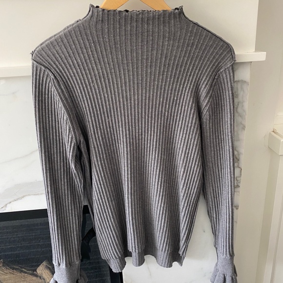 Black Swan Turtleneck Top - Picture 1 of 2